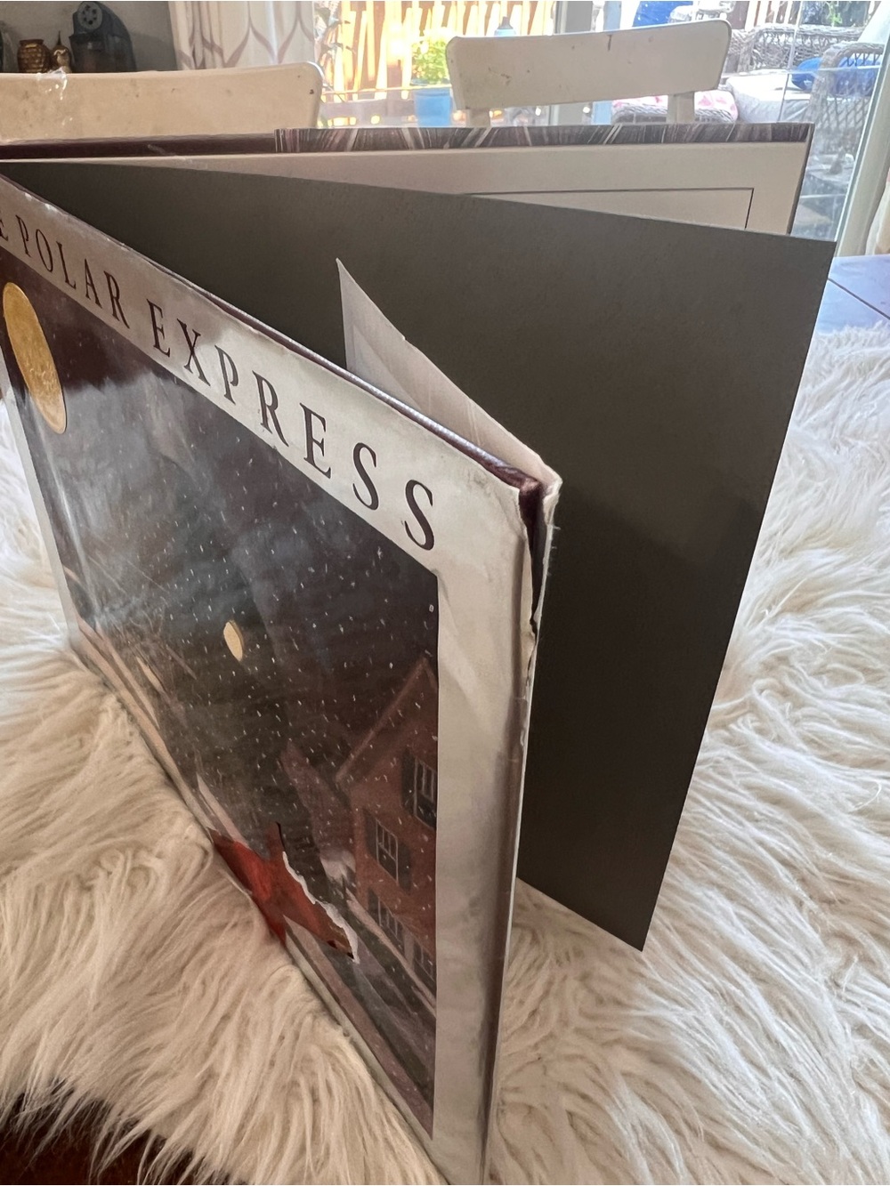 The Polar Express Hardcover 25th anniversary edition - Picture 8 of 11